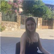 Profesora de apoyo escolar especializada en clases para niños y niñas de de forma online o presencial